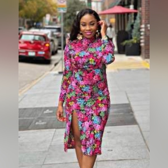 FUTURE COLLECTIVE Floral Long Sleeve Mock Neck Ruched Dress Kahlana B. Brown - Picture 1 of 11